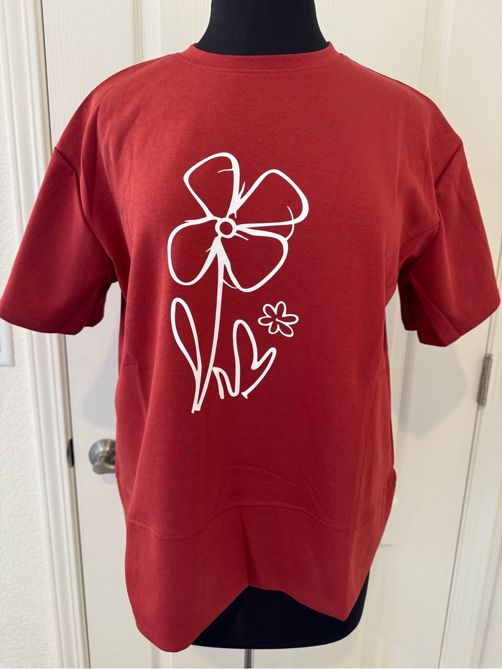 Red Graphic Flower Tee